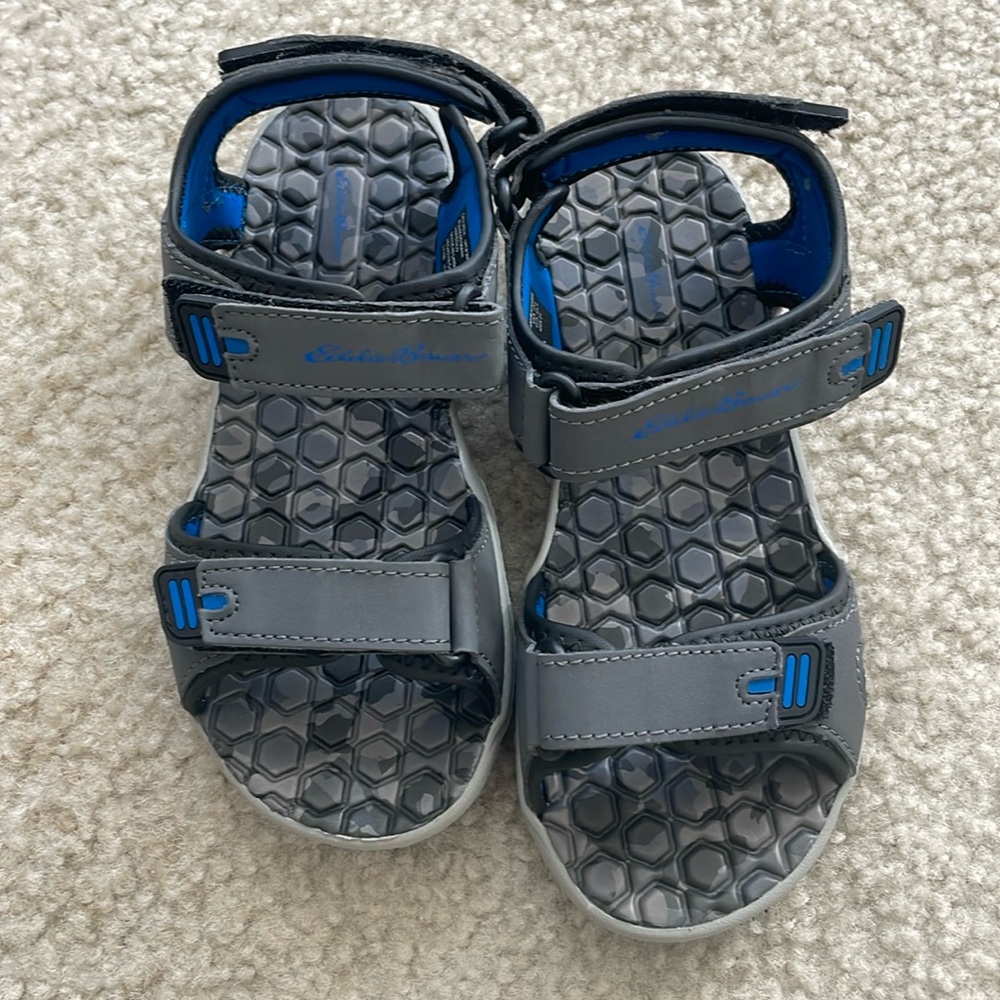 Eddie Bauer sandals , Youth Sz 2, gray and blue, NWOT, never been worn